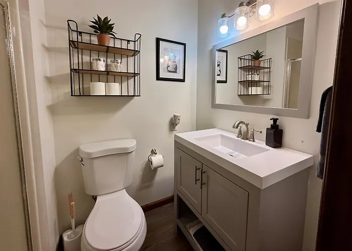 Walkable 2br In Downtown * Marion