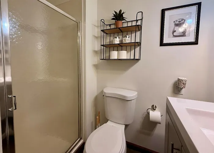 Walkable 2br In Downtown Ferienhaus