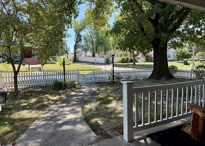 Ferienhaus Walkable 2br In Downtown *