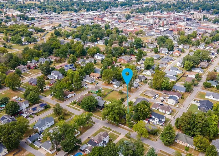 Walkable 2br In Downtown Ferienhaus Marion